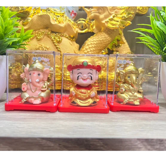 ไฉ่ซิงเอี๊ยพระพิฆเนตรสีทองและสีเนื้อ พร้อมกล่องอะคริลิค