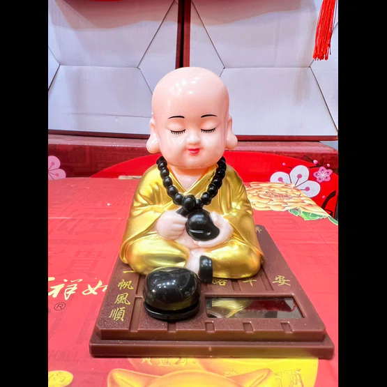 พระโซล่าเซล004