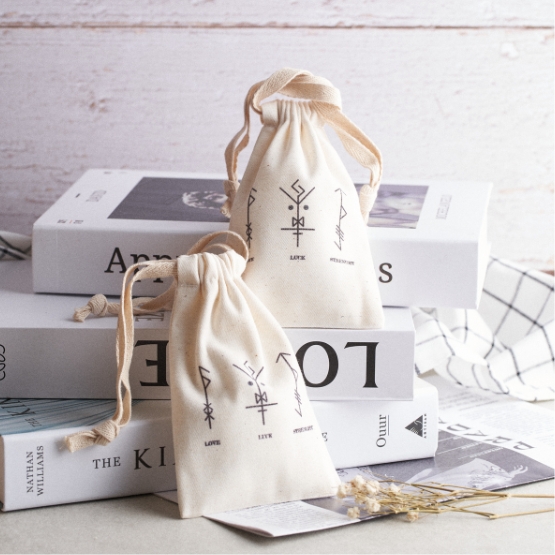 ถุงหินหอมภูเขาไฟ น้ำหอมสำหรับรถยนต์ ตู้เสื้อผ้า ผลิตจากหินธรรมชาติบ่มน้ำหอมขนาด 50 กรัม